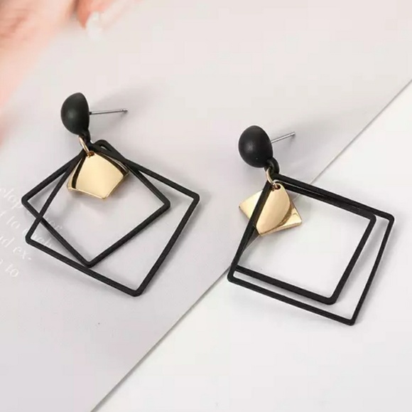Black & Gold Tone Dangle Multi Square Earrings - Picture 5 of 8
